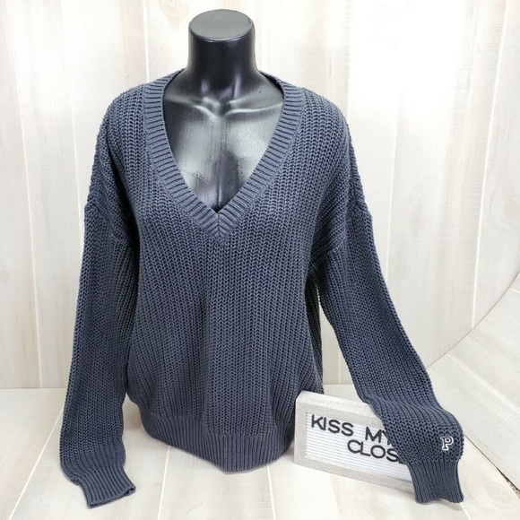 Victoria’s Secret PINK Forenza Oversized Gray Blue Chunky Knit Sweater XS - Picture 1 of 5